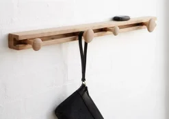 Hot Applicata knagerække med 4 knager - Track - 60 cm - Eg