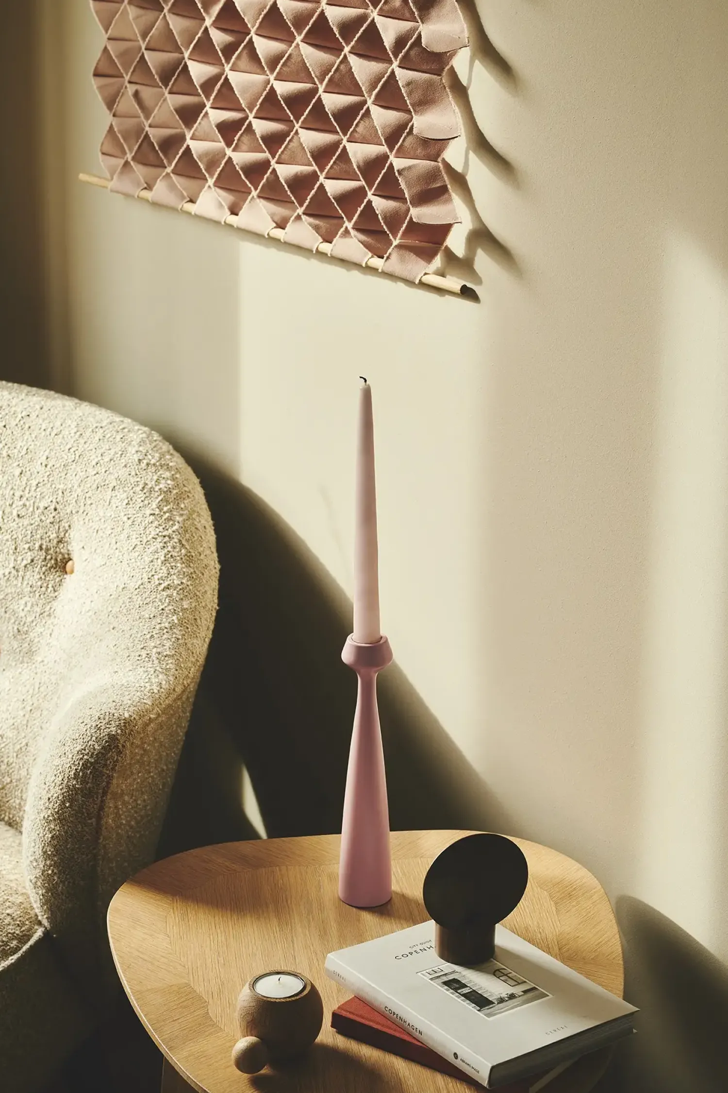 Hot Applicata - Lysestage - Blossom - Lily - Smoked Oak/Eg