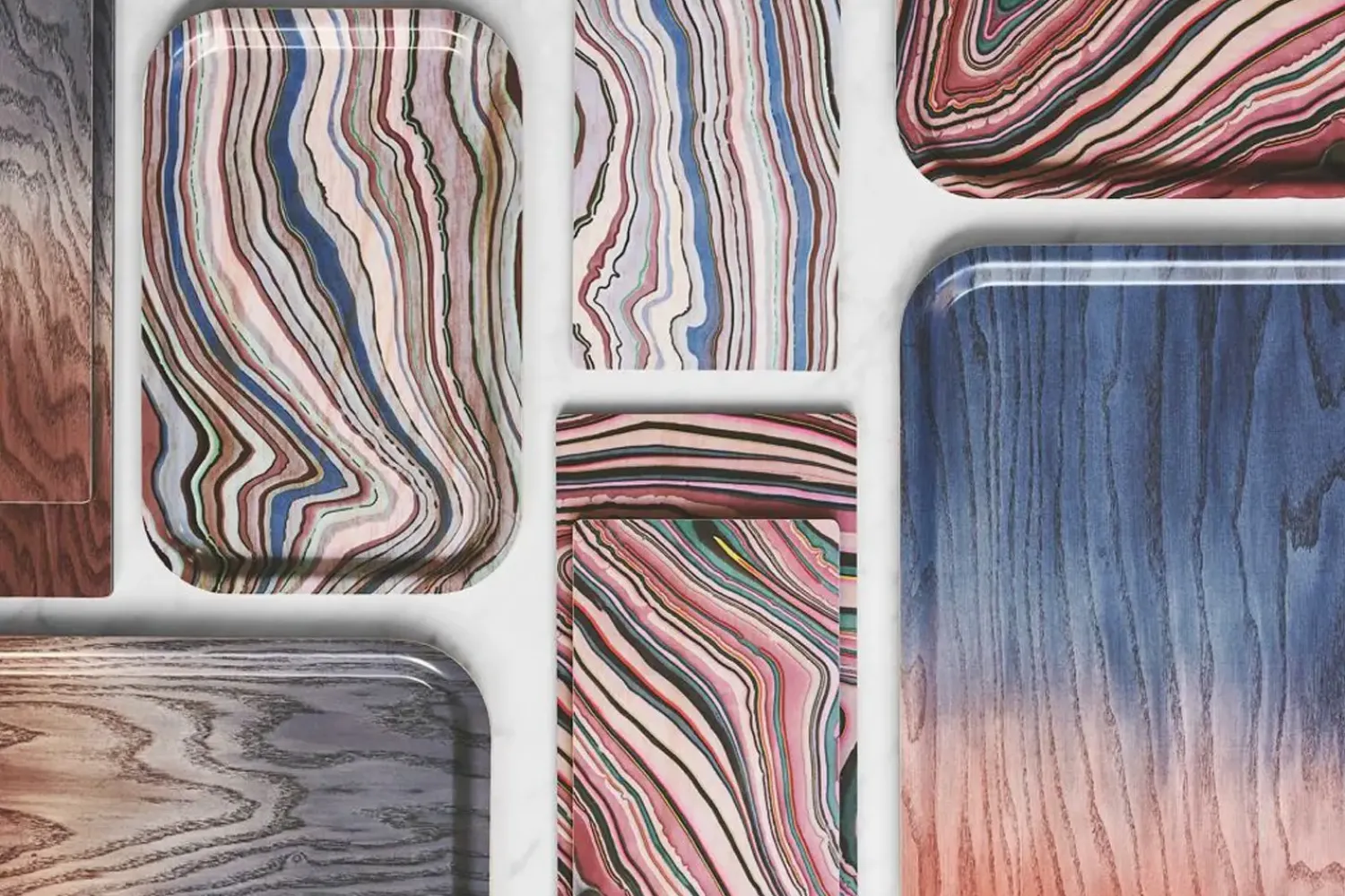 New Applicata - Tribute to Wood Tray - Bakke i str. L - Blå - 43x33 cm
