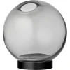 Outlet AYTM - Globe vase med fod - Medium - Sort