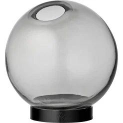 Outlet AYTM - Globe vase med fod - Medium - Sort