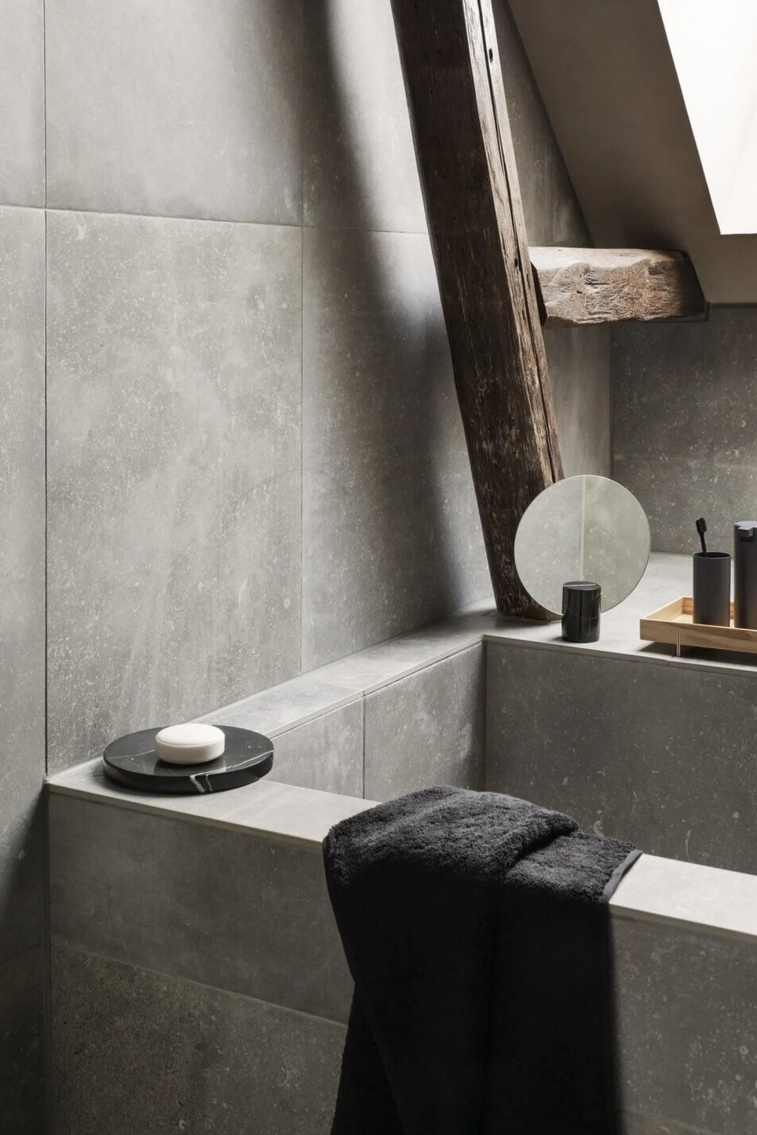 Sale Blomus - Bath Towel - Magnet - RIVA