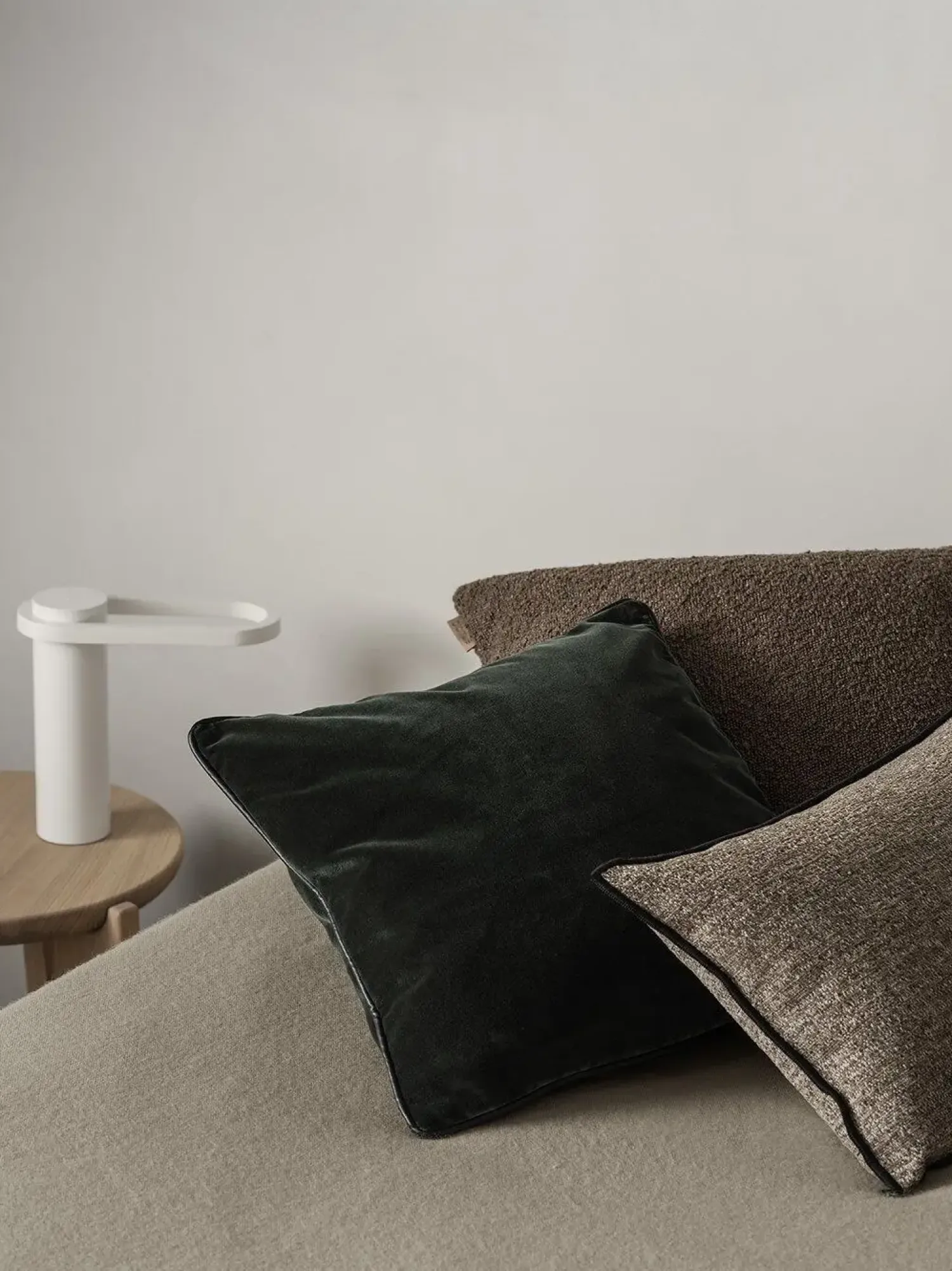 Discount Blomus - Cushion Cover - 40 x 40 cm - Duck Green - VELVET