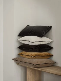 Clearance Blomus - Cushion Cover - 40 x 40 cm - Espresso - VELVET