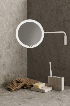 Outlet Blomus - Modo vægmonteret makeup spejl - Hvid