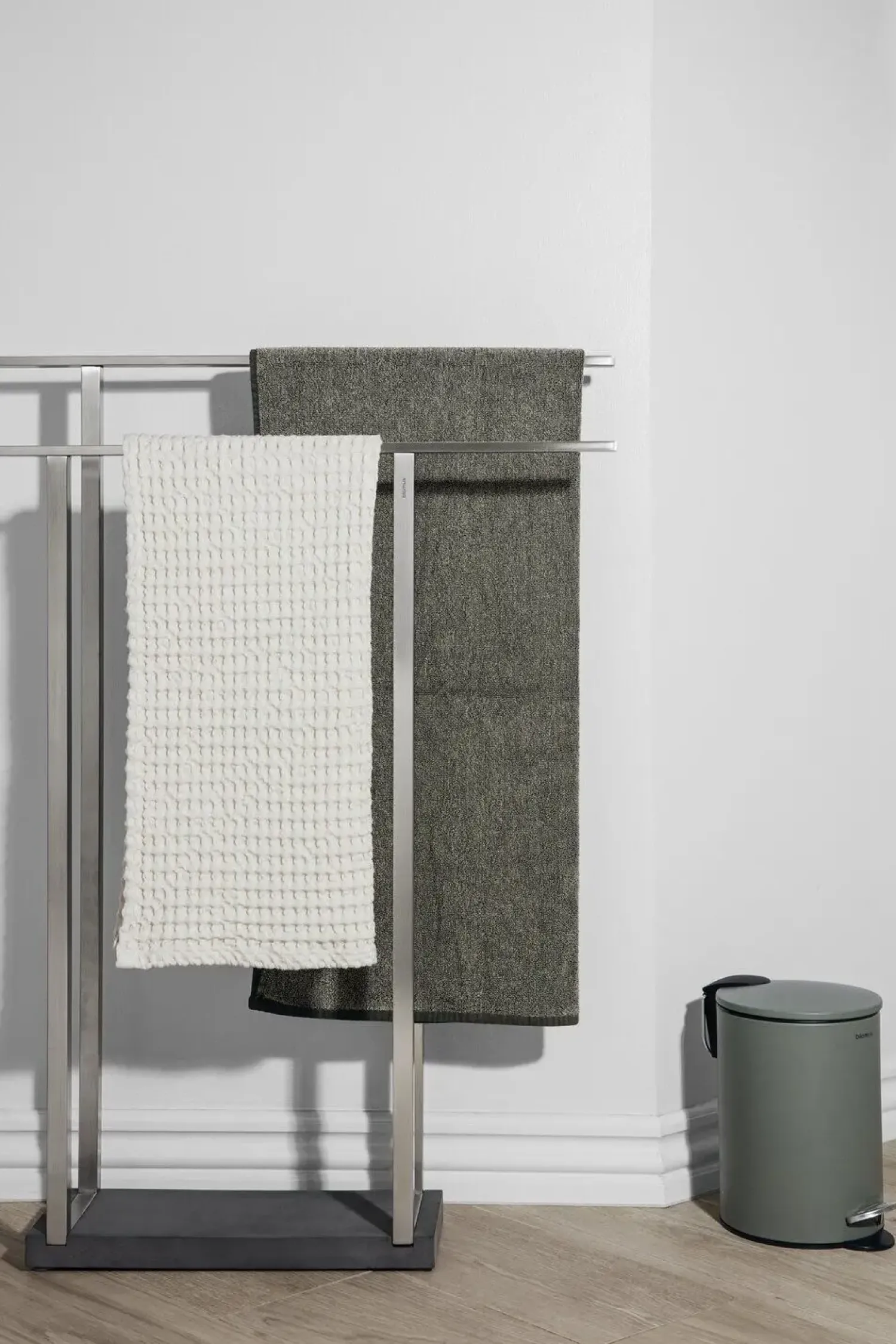 New Blomus - Pedal Bin - Taupe - TUBO