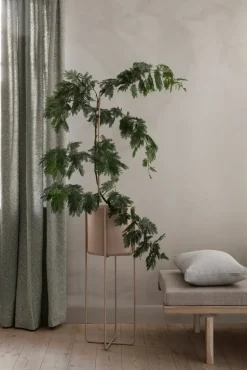 Hot Blomus - Plant Stand - Nomad - KENA