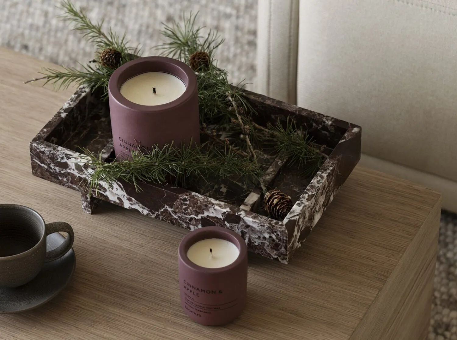 Best Blomus - Scented Candle - Cinnamon & Apple - Port - FRAGA