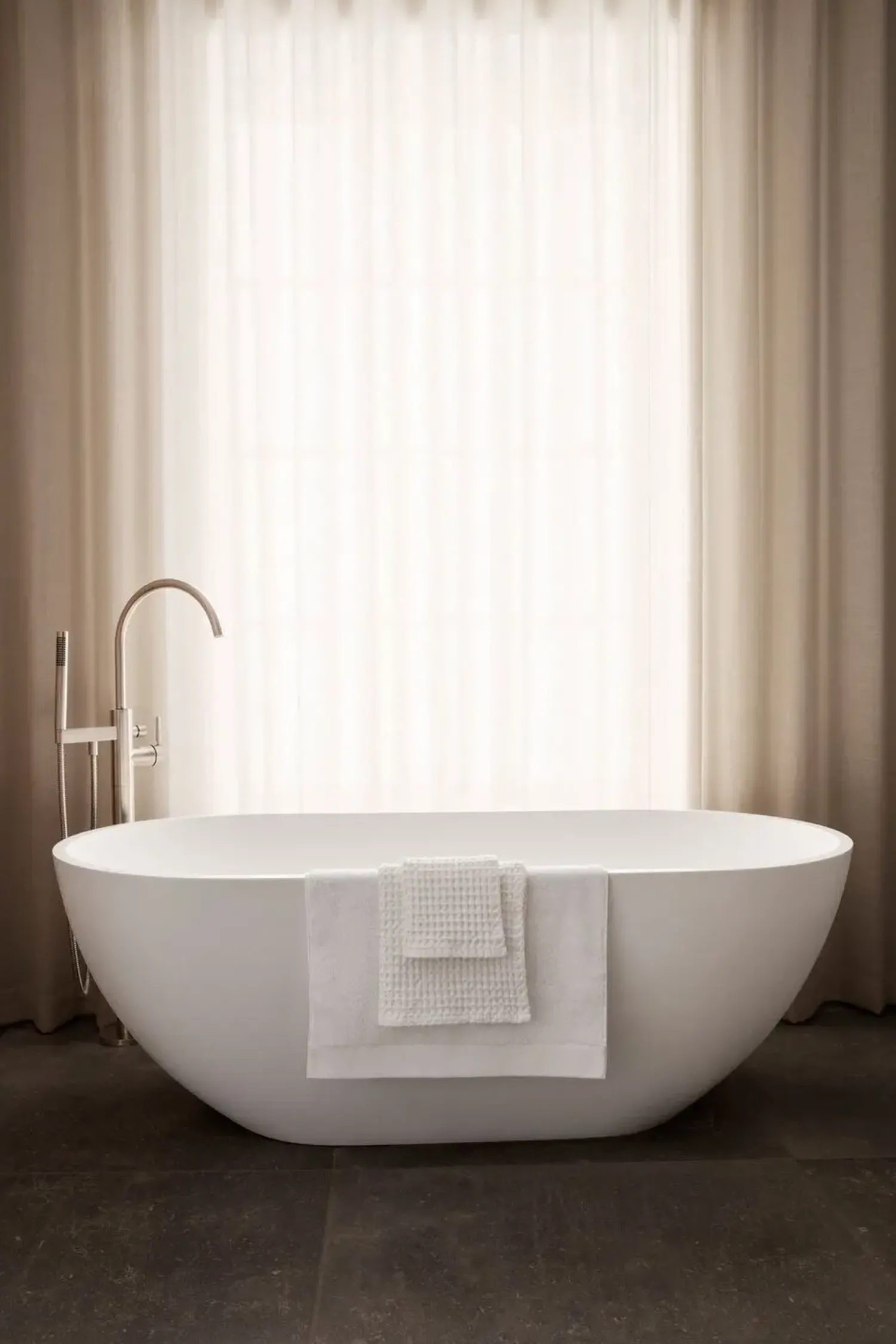 Hot Blomus - Set of 2 Guest Hand Towels - Moonbeam - CARO