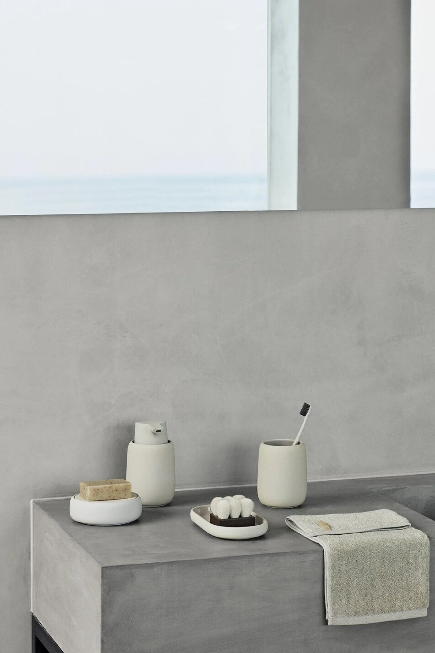 Blomus - Soap Dish - Magnet - SONO