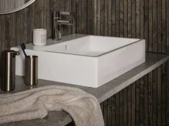Hot Blomus - Soap Dispenser - Brass - MODO