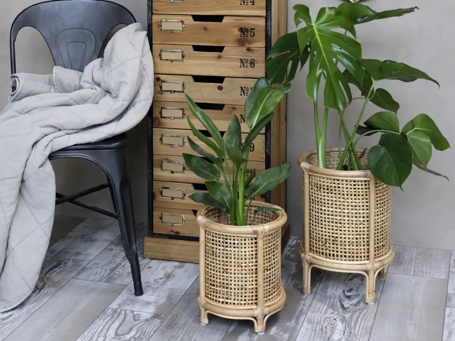 Online Chic Antique - Urtepotteskjuler - 31 cm