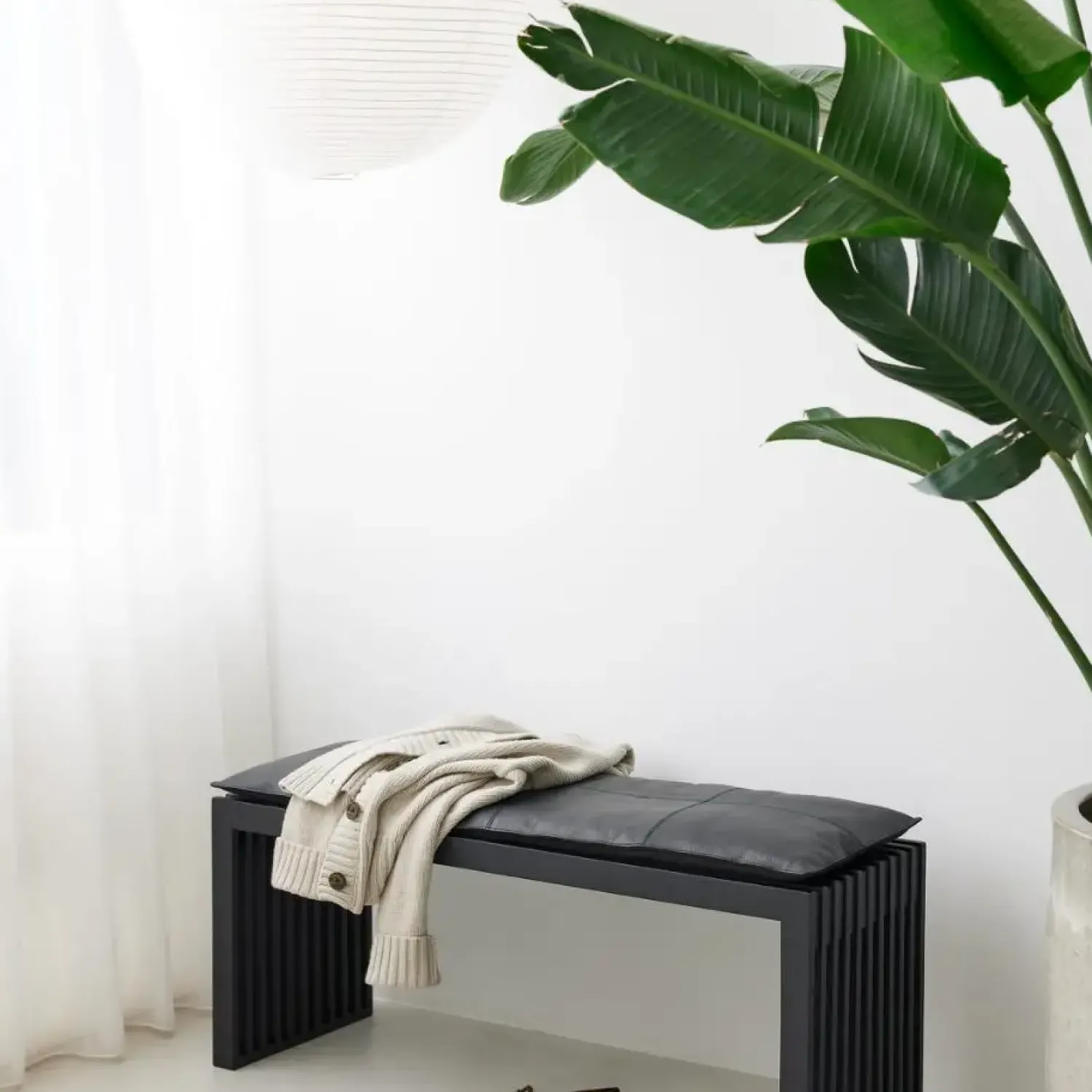 New Cinas - Rib bænk 104x35cm mahogni mat sort