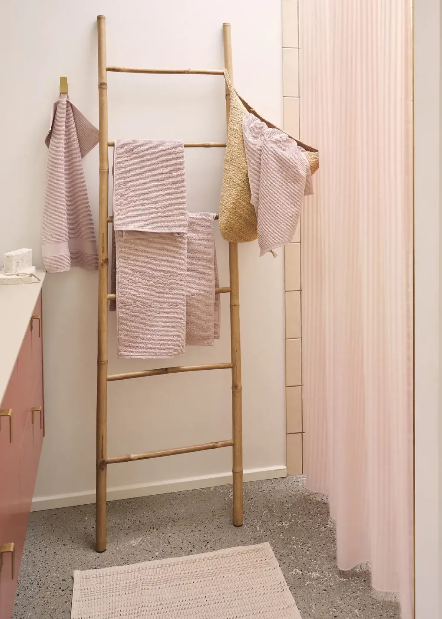 Clearance Compliments - Badeforhæng - Lines shower curtain w/tape 200 cm - Rose