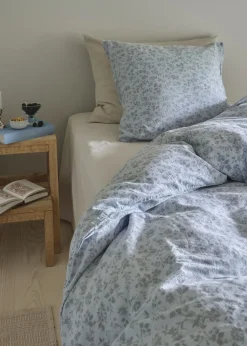 Outlet Compliments - Blossom Bed Linen - 140x220/60x63 cm - Dusty blue