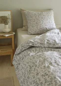 Hot Compliments - Blossom Bed Linen - 140x220/60x63 cm - Moon