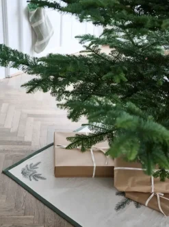 Best Compliments - Juletræstæppe - Baum Christmas Rug - Grøn - 130x130 cm