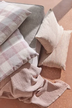 Best Compliments - Plaid - Heaven Throw 120x190 cm - Støvet rose