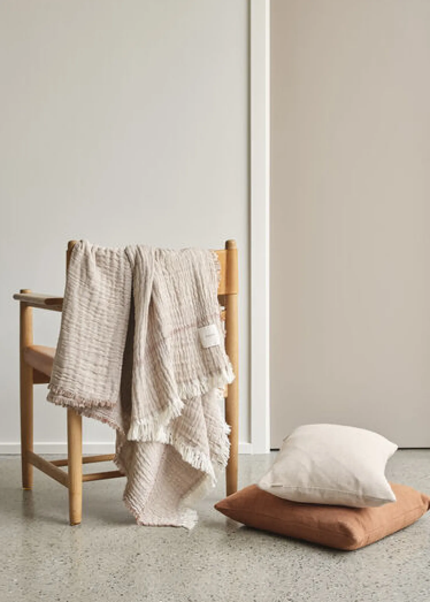 Best Compliments - Plaid - Loire Throw 130x180 cm - Sand