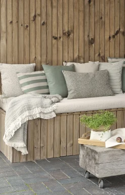 Hot Compliments - Plaid - Loire Throw 130x180 cm - Grøn