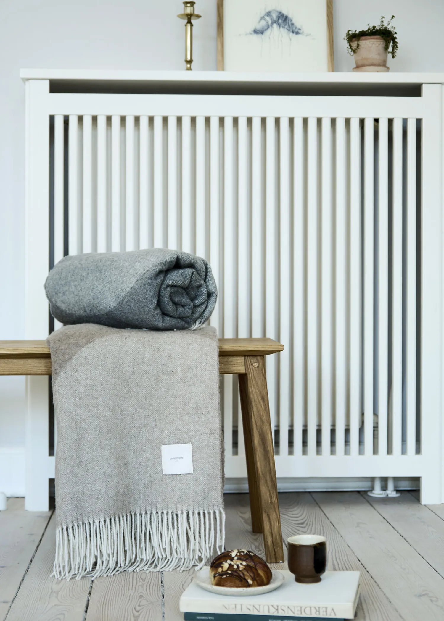 Clearance Compliments - Plaid - Waves Throw 140x200 cm - Sand