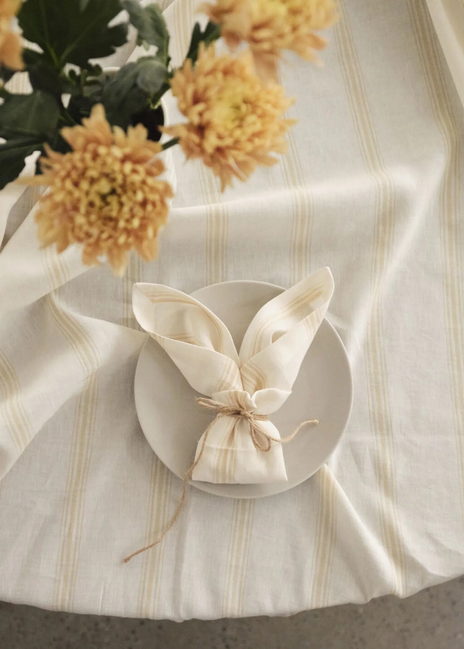 Compliments - Serviet - Brise Napkin 45x45 cm - 4 pack - Gul