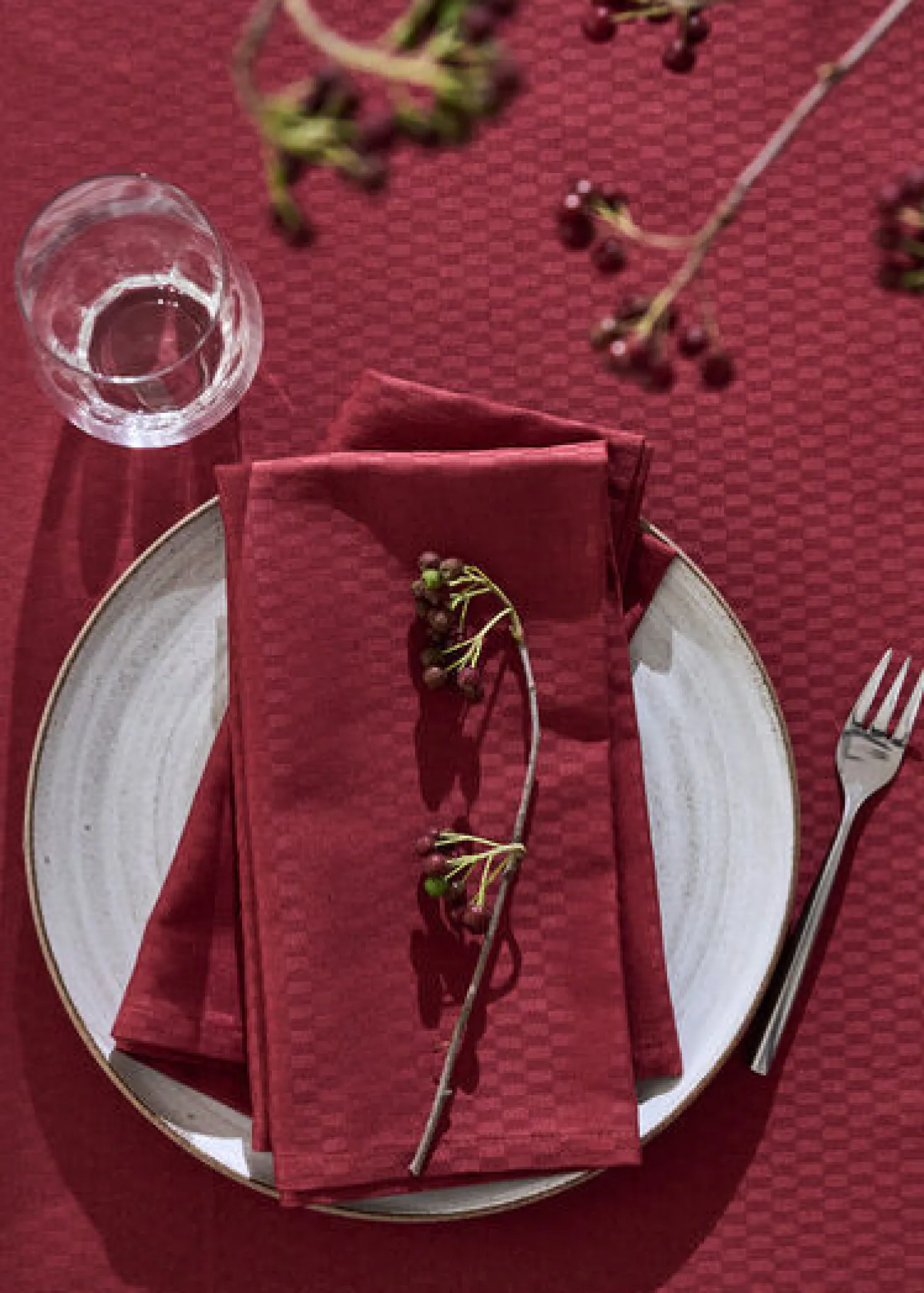 Discount Compliments - Serviet - Tile Damask Napkin 45x45 cm - 4 pack - Vinrød