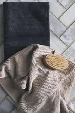 New Compliments - Slow Towel 70x140 cm - Linen