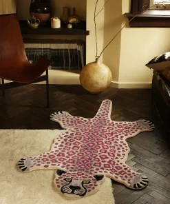 Outlet Doing Goods - Lilly Leopard Gulvtæppe - Large - Pink