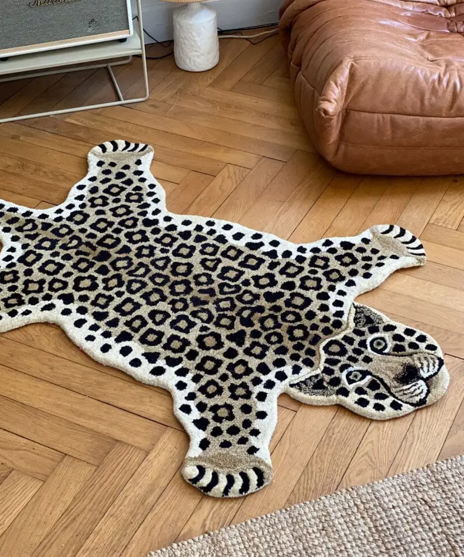 Best Doing Goods - Lilly Leopard Gulvtæppe - Large - brun