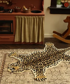 Online Doing Goods - Loony Leopard Gulvtæppe - Large