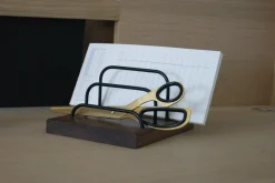 Sale Dot Aarhus - Brass Dock - Tabletholder - Valnød/Sort