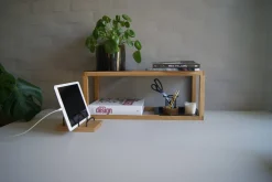 New Dot Aarhus - Brass Dock - Tabletholder - Eg/Sort