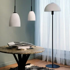 New Dyberg Larsen - Jazz gulvlampe - Opal/Sort