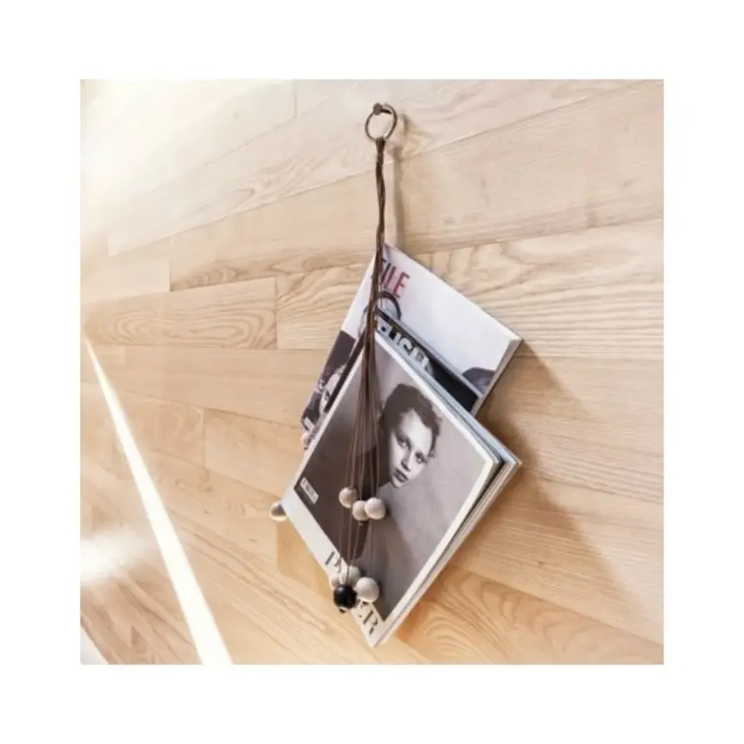 New By Wirth Ekta Living - Magasinholder - Hang Out - Sort læder