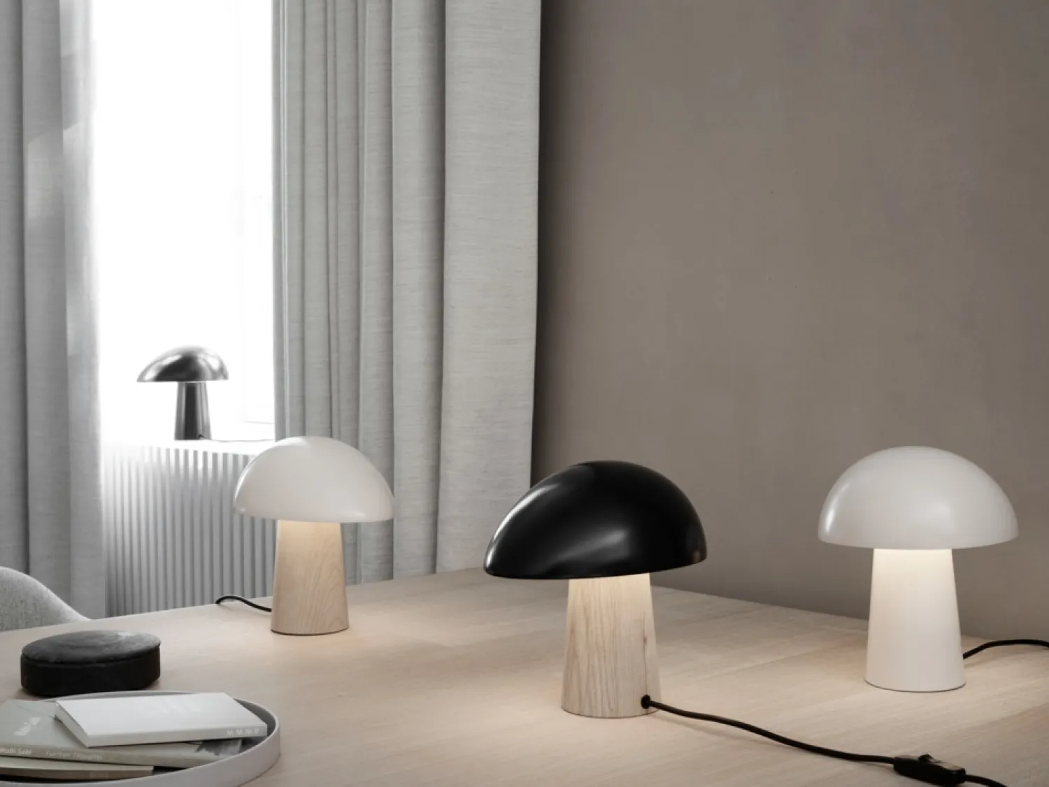 Online Fritz Hansen - Bordlampe - Night Owl - Hvid