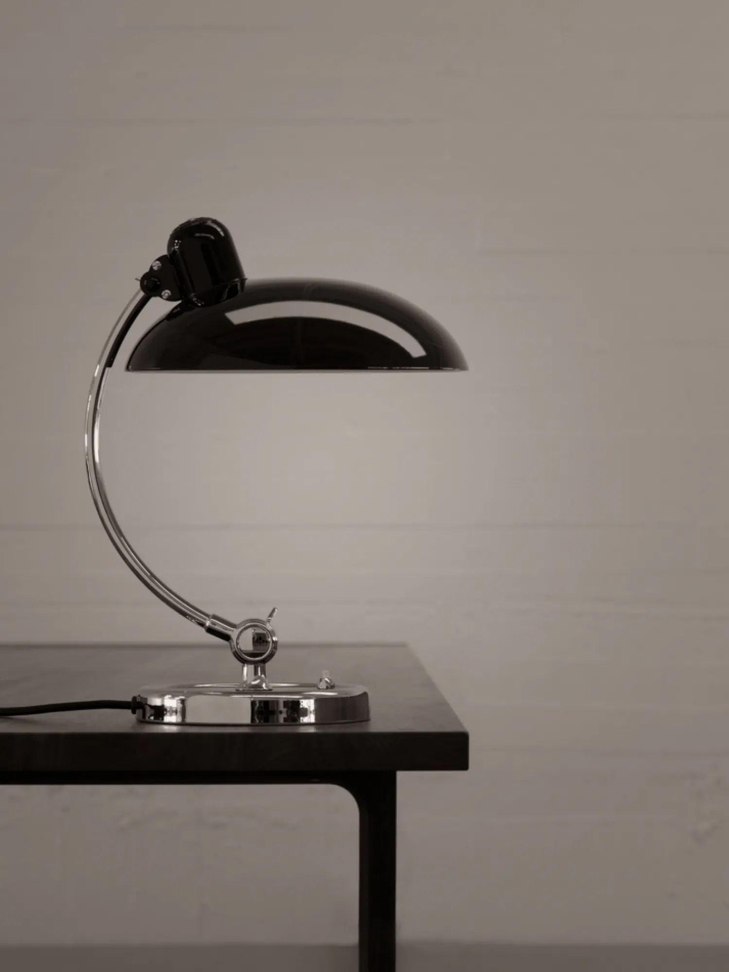 New Fritz Hansen - Kaiser Idell 6631-T - Bordlampe - Sort