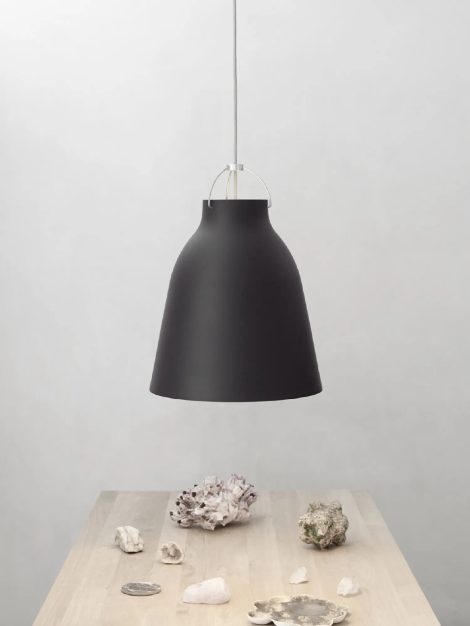 New Fritz Hansen - Loftlampe - Caravaggio™ Matt - Sort - P3 Large