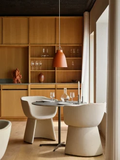 Best Fritz Hansen - Loftlampe - Caravaggio™ Matt - Rust Rød - P2 Medium