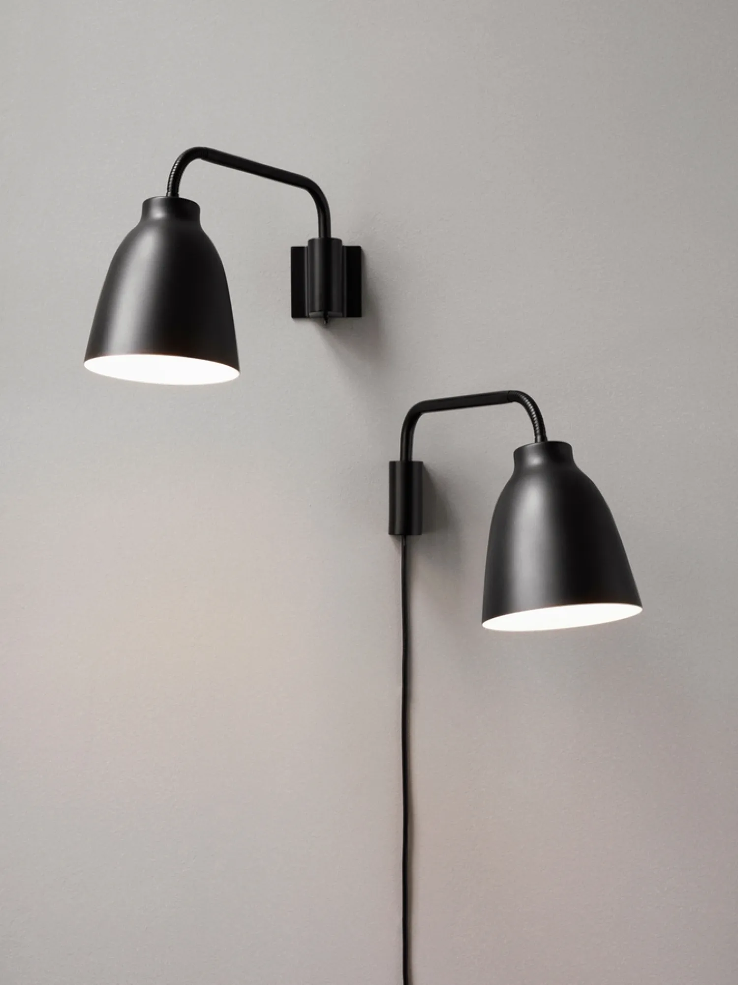 Clearance Fritz Hansen - Væglampe - Caravaggio Read - Sort