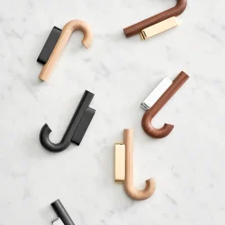 Best Gejst - Hook mini knage - Walnut Black