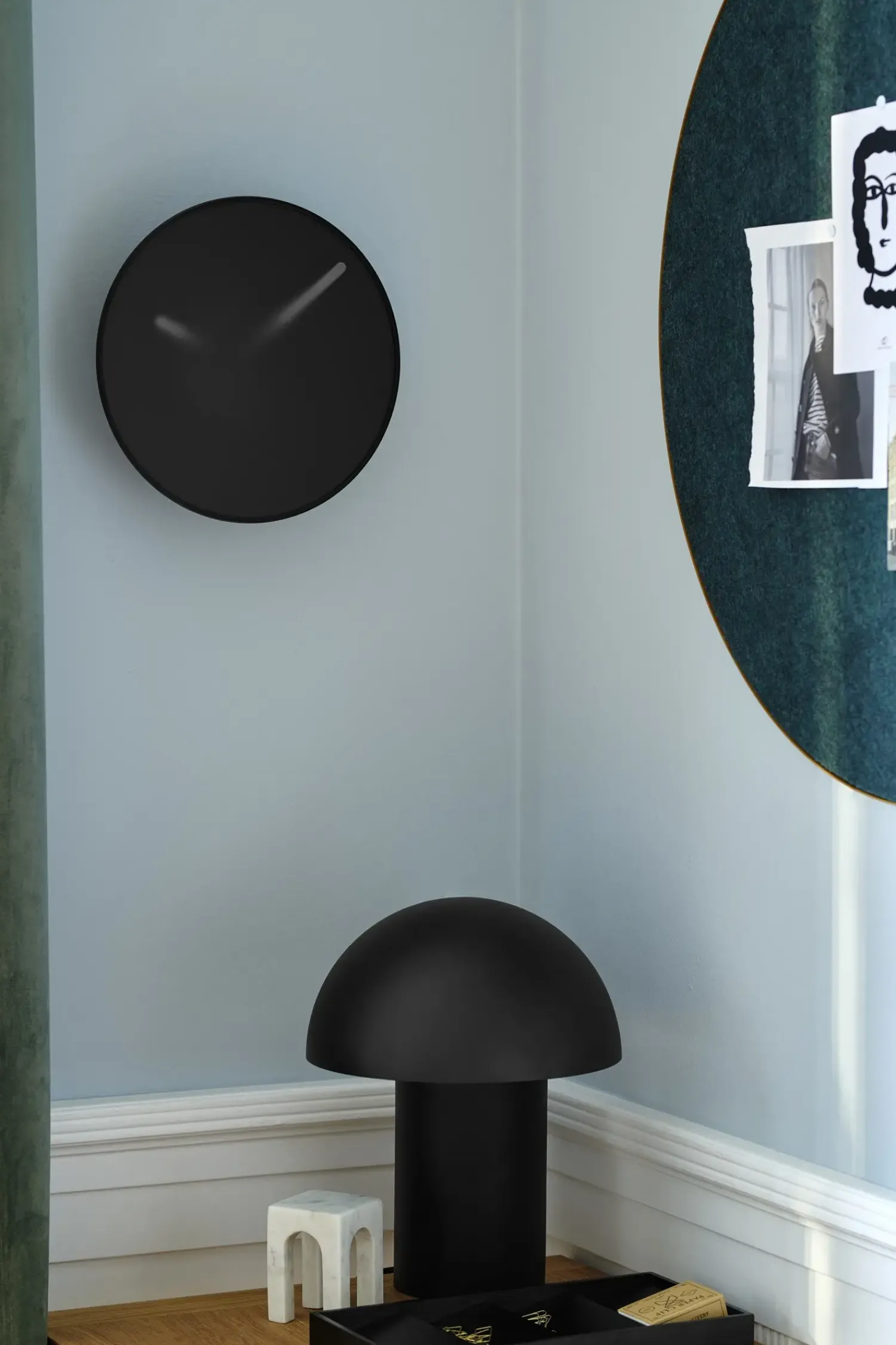 Discount Gejst - Opslagstavle - Retell - Grøn og Messing kant - ø80 cm