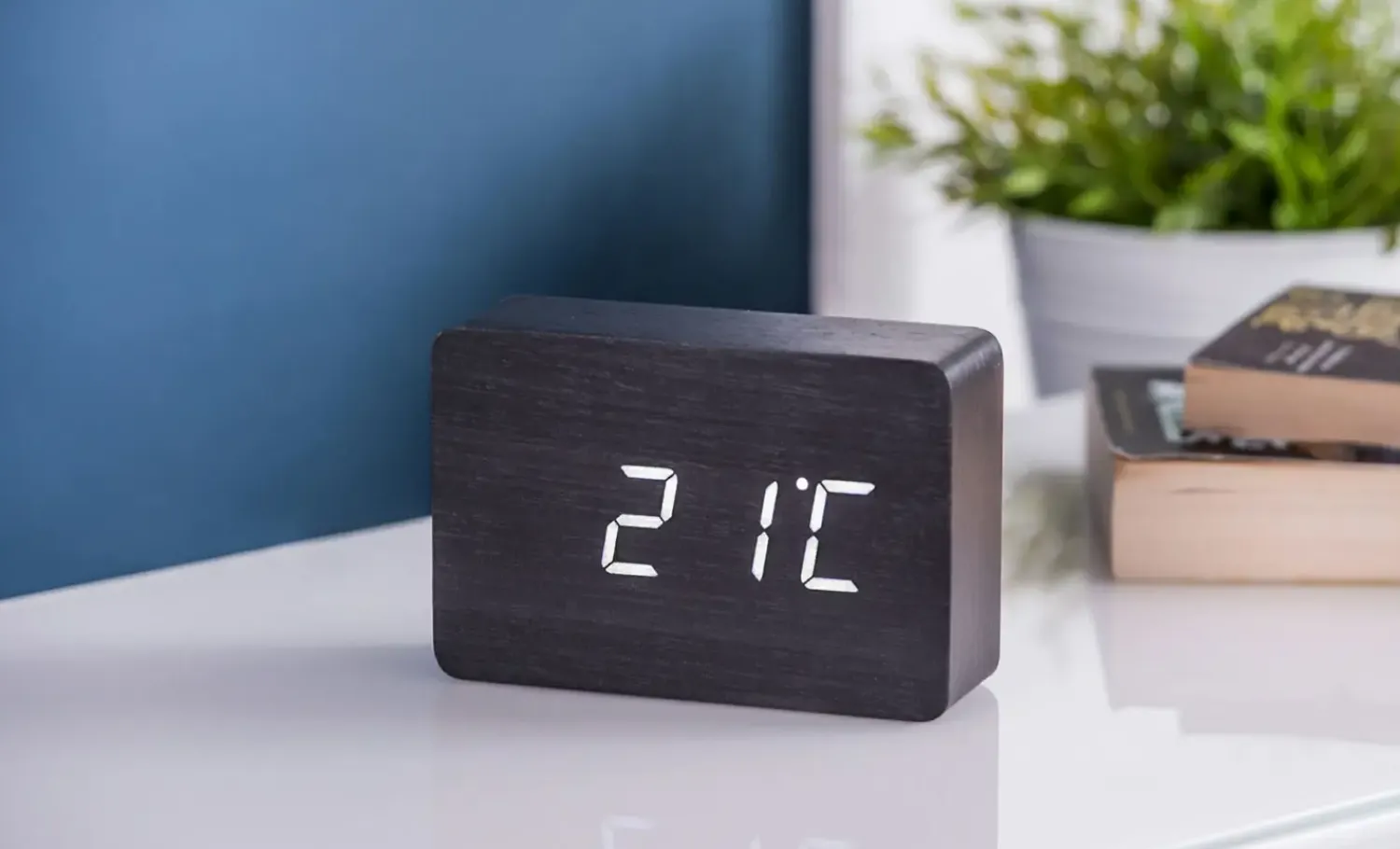 Outlet Gingko - Brick Click Clock Black / White LED