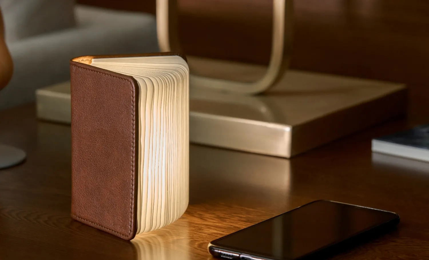 Clearance Gingko - LED Smart Booklight - Brown Leather - Mini