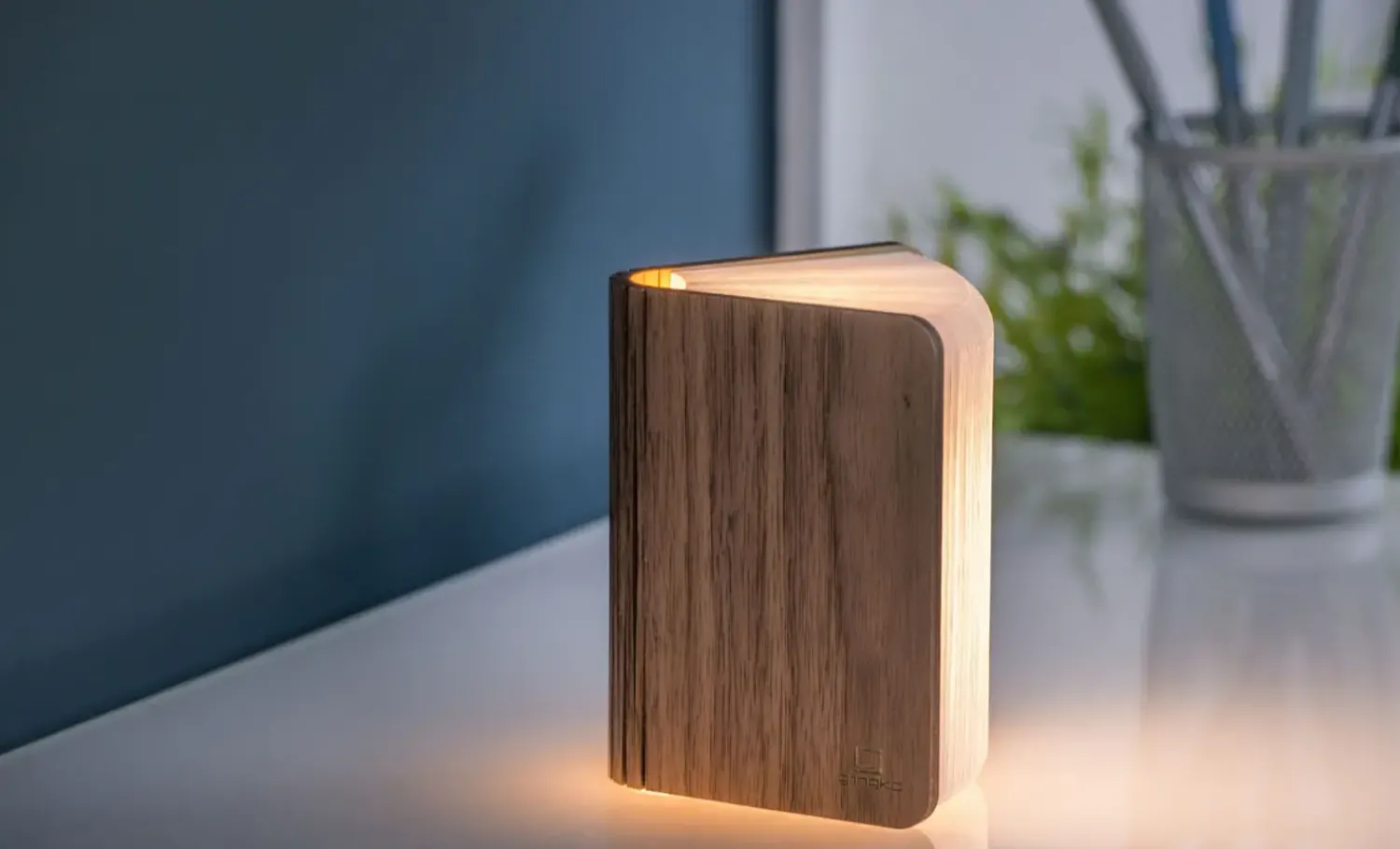 Sale Gingko - LED Smart Booklight- Mini Walnut