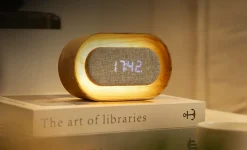 Best Gingko - Lumos Clock - Vækkeur - Hvid ask