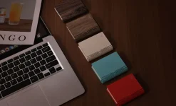 Best Gingko - Super Mini Smart Book Light - Palm Edition - Coral Red