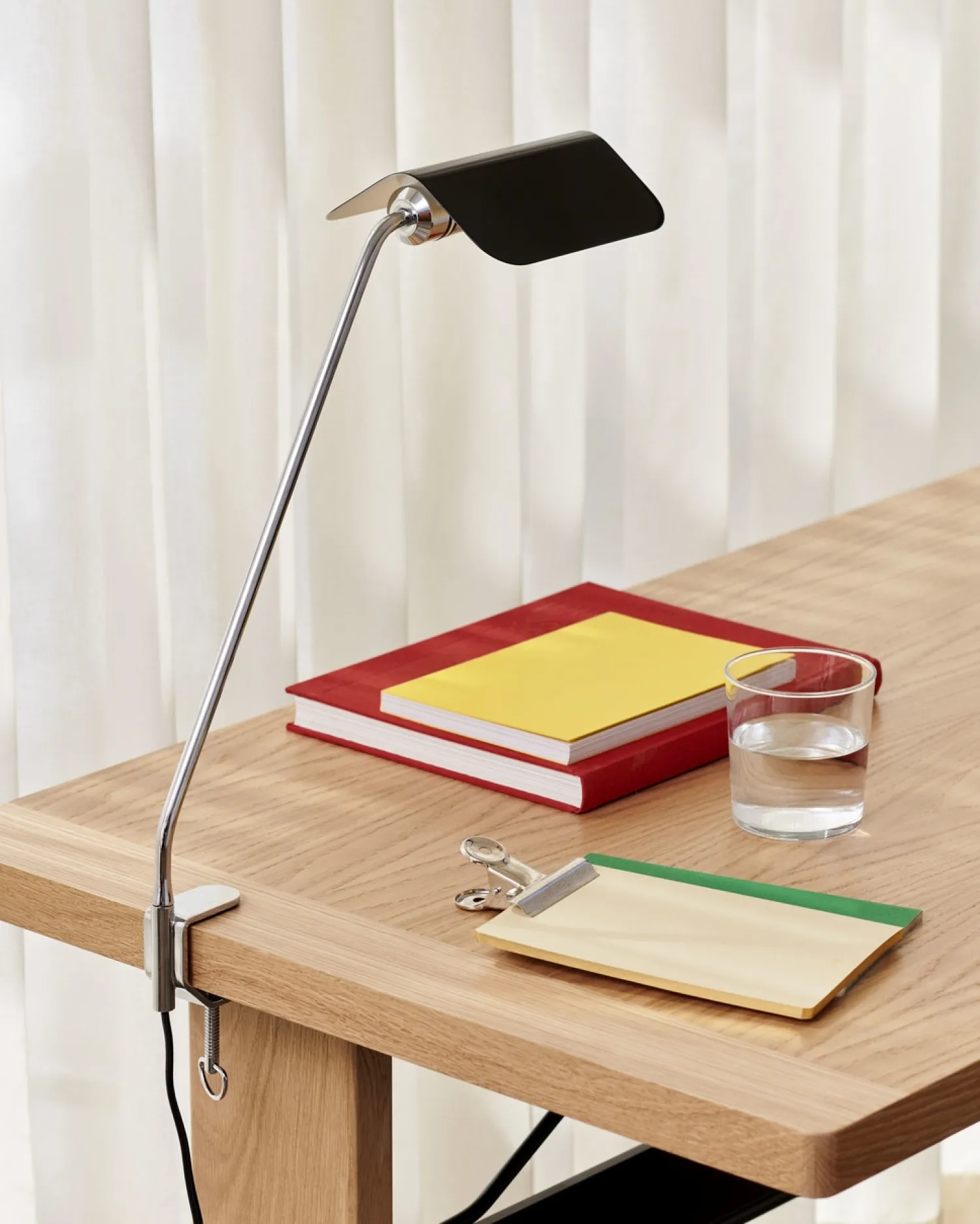 Hot Hay - Bordlampe - Apex Desk Clip Lamp - Iron Black / Sort