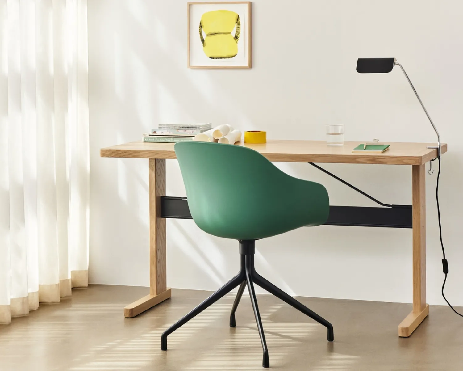 Hot Hay - Bordlampe - Apex Desk Clip Lamp - Iron Black / Sort