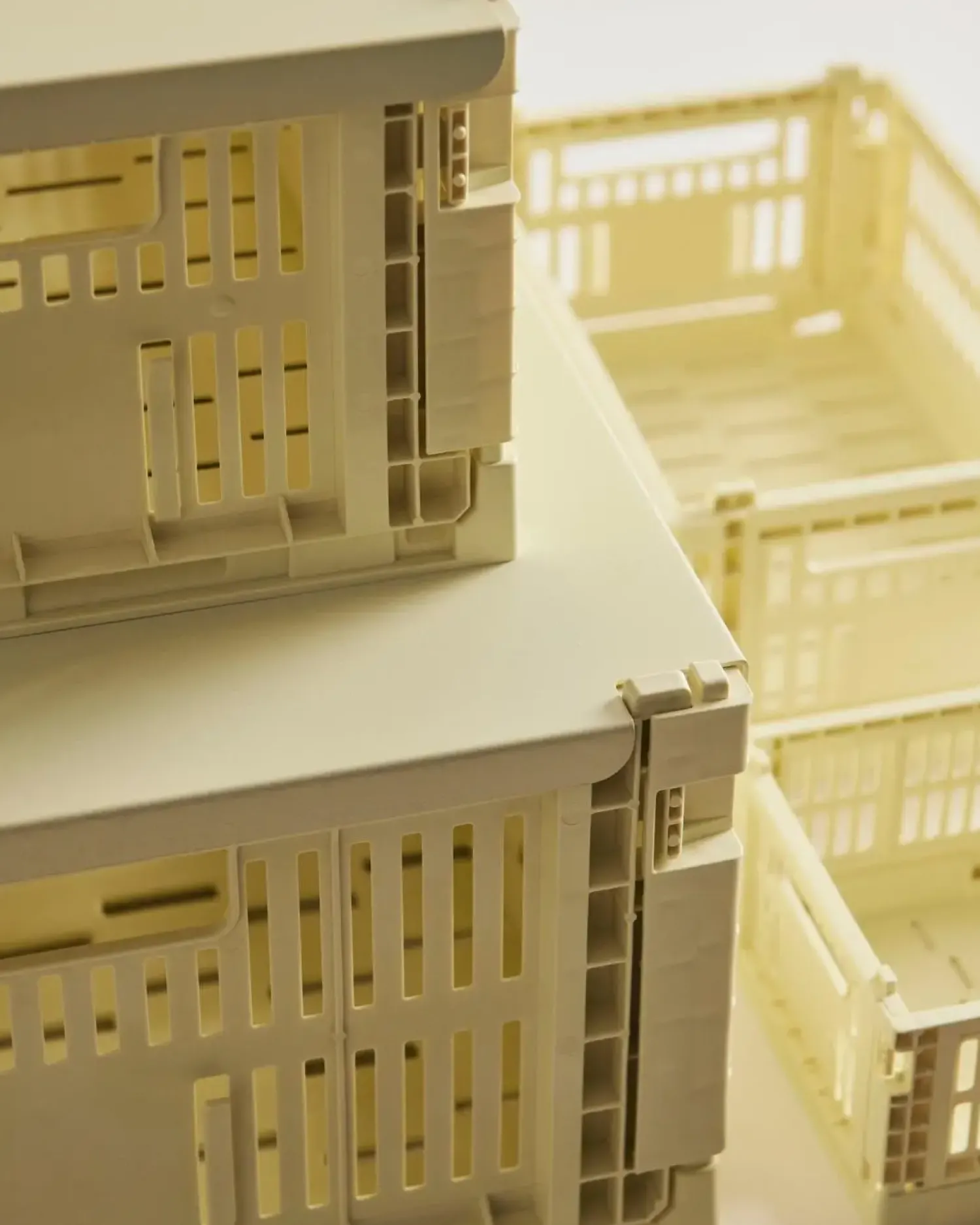 Discount Hay Colour Crate - Small - Light yellow